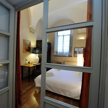 Acacia Firenze Apartments Artemisia-Angelica Экстерьер фото
