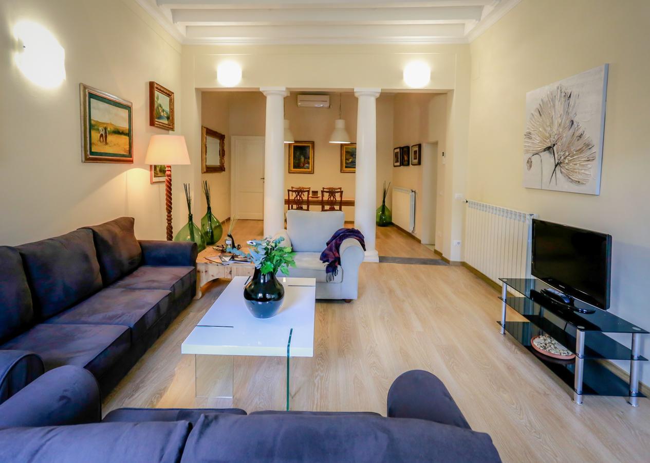 Acacia Firenze Apartments Artemisia-Angelica Экстерьер фото